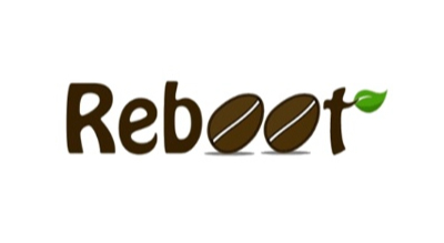 الصورة عبارة عن شعار " Reboot" مكتوبة باللون البني مع خلفيه بيضاء