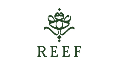 الصورة عبارة عن شعار "Reef Perfumes " مكتوبة باللون الاسود مع خلفيه الابيض